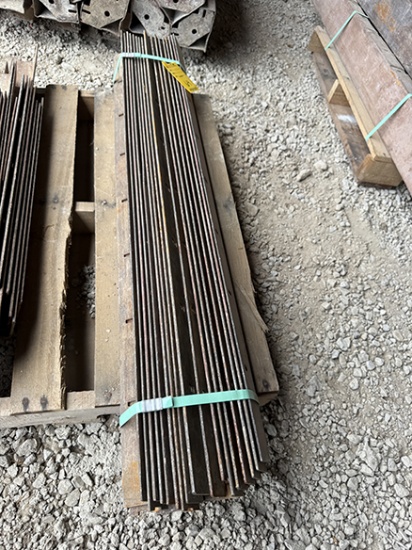 (17 X $) Steel Outside Corners 2 1/2 in. X 2 1/2 in. X 4 ft.