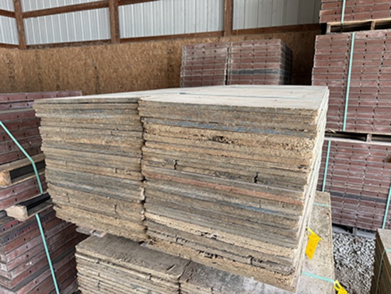 (60 X $) Gates 2 ft. X 4 ft. Forms