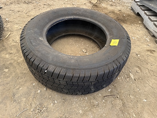 275/65-R18 Tire