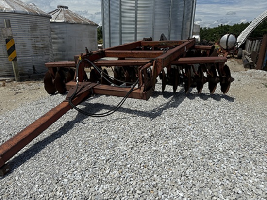 Int. 780 Heavy Duty Offset Disk, 15 ft. wide