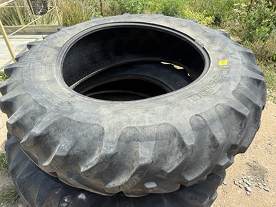 (1) 18.4-38 Tire