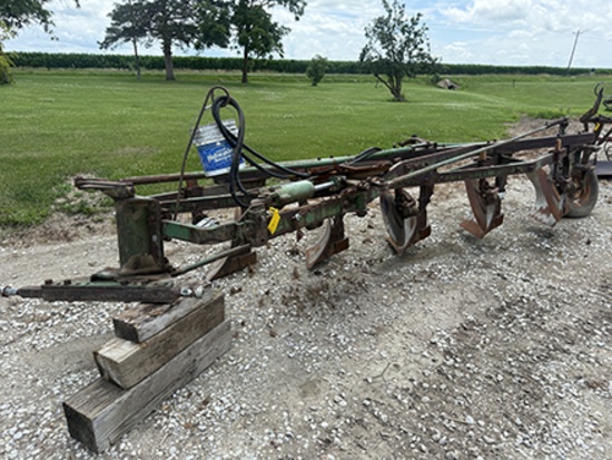 JD 5 Bottom Semi Mount Plow, Needs Attention