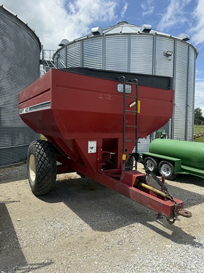 Brent 420 Grain Cart. Small, 1000 PTO