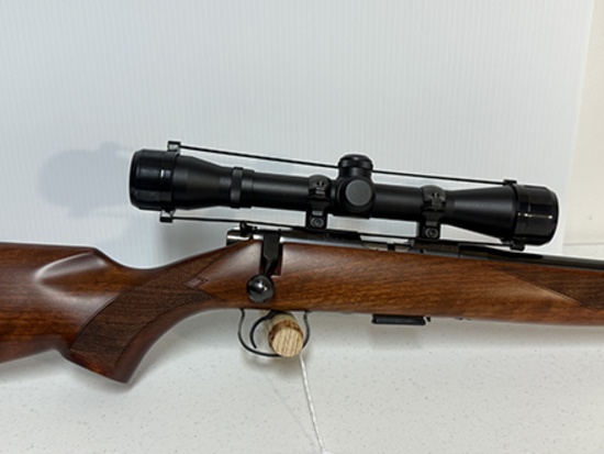 CZ American 452-2E ZMM, 22 Cal LR, Serial #A351236, 4 X 32 Simmons Scope