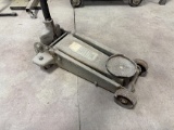 2 1/2 Ton Floor Jack, No Top Handle
