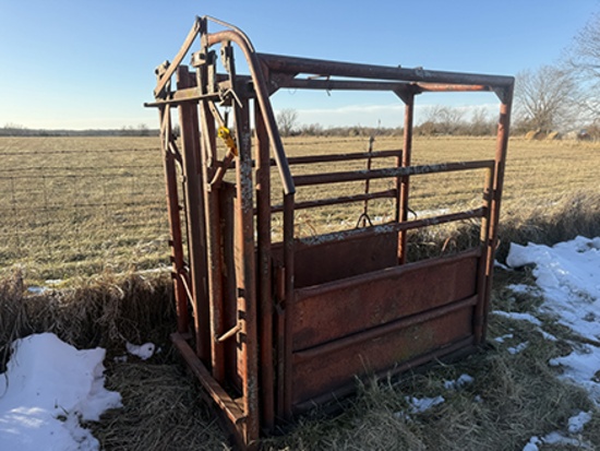 Cattle Chute, Handy-Klasp Co. Head Gate