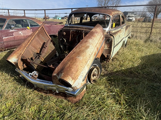1953 2 Door Chevy, no engine