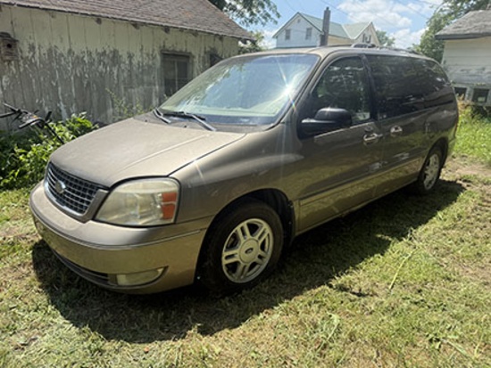 2005 Ford Freestar Van (Salvage)