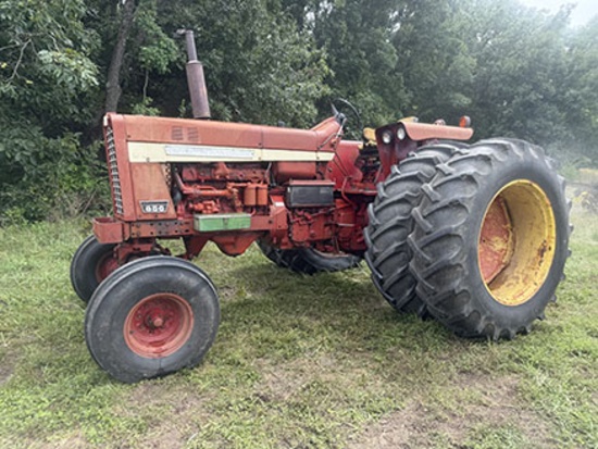 IH 856 6.7L, 6 cyl. Diesel Open Station Tractor, Reads 6903 Hours