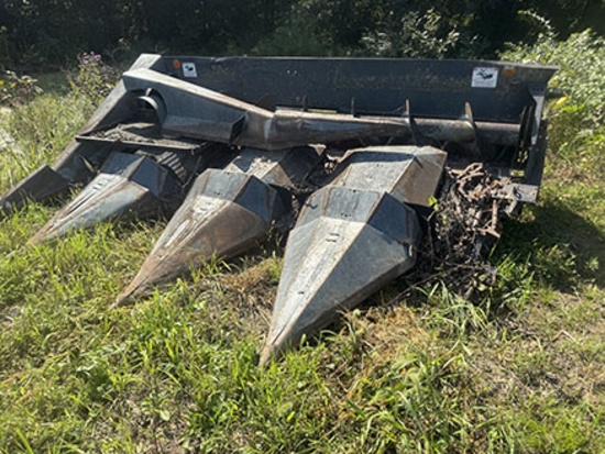 Parts or Salvage 4/38 Gleaner Corn Head, Ser# 043814328R9090