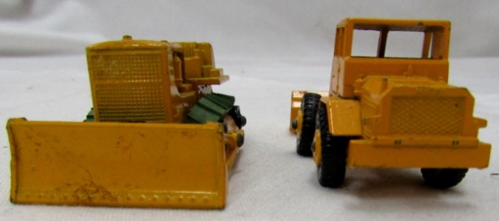 VINTAGE LESNEY "MATCHBOX SERIES" CATERPILLAR