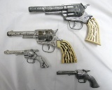 4 TOY GUNS