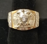 10K MASONIC MEN'S RING-DIAMOND CNTR STONE