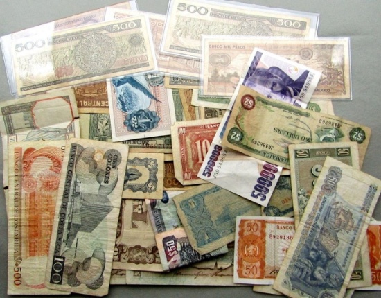 50pc FOREIGN CURRENCY LOT