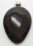 LARGE PENDANT WITH POLISHED NATURAL