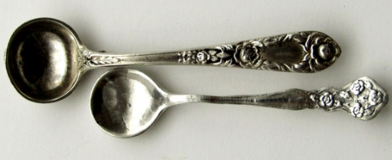 STERLING PENDANT AND BROACH SPOON LOT