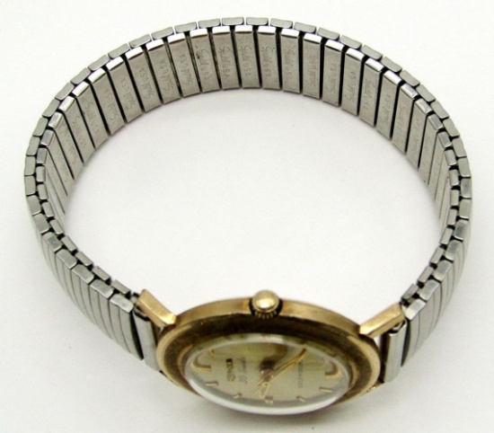 VINTAGE BULOVA SELF WINDING WATCH 30J