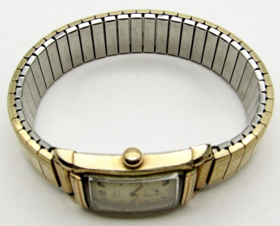 VINTAGE WYLER INCAFLEX WRISTWATCH -RUNNING