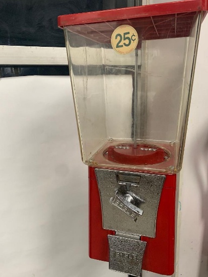 Eagle 25c Vending Machine