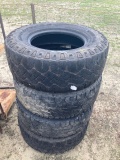 (4) Tires 285/70R17