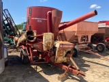 International 1150 Grinder Mixer