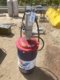 Grease Pump & Barrel