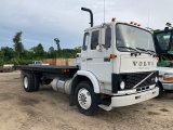 1984 Volvo F7 CabOver Flatbed