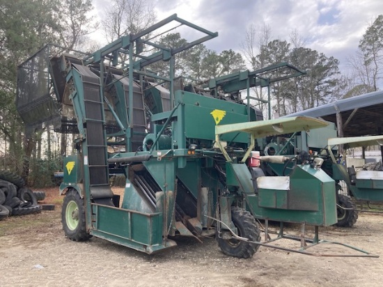 2013 CTS Tobacco Harvester