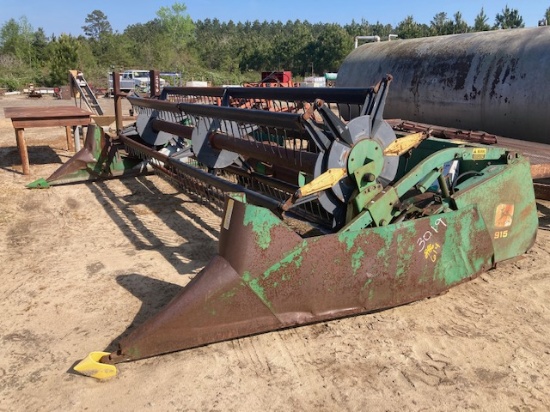 John Deere 915 Header