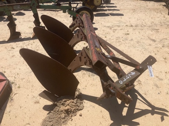 IH 3 Bottom Plow