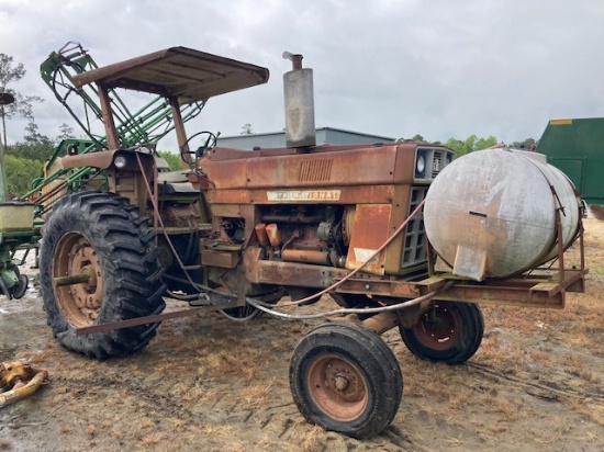 International 766 Tractor