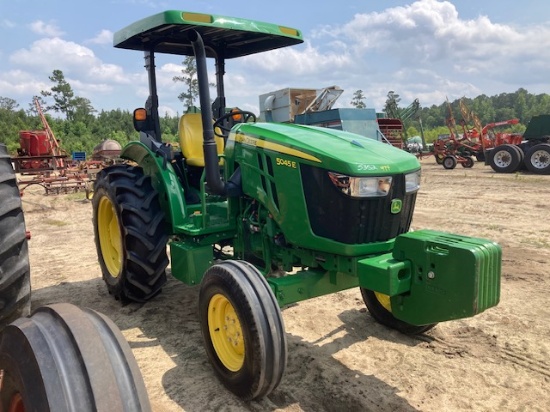 John Deere 5045E Tractor 2WD
