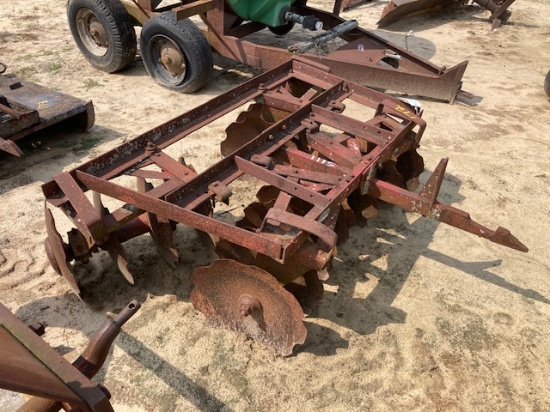 1pt. 16 Blade Disk Harrow Red