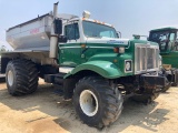 1995 International 3310 Turbo Easy Rider Spreader Truck