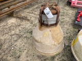 (1) Cole Fertilizer Hopper