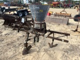 3pt. Cultivator w/ Fertilizer Dist.