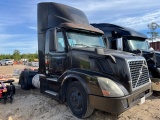 2012 Volvo Day Cab Road Tractor