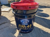 (1) New 5 Gallon Bucket Of Hydraulic Fluid