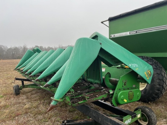 John Deere 893 Corn Head ( Header Only )