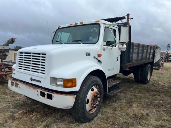 2000 International 4700 Truck