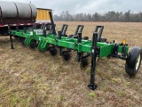 Unverferth 330 Ripper Stripper 6 Row