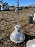 (1) Misc. Shop Light