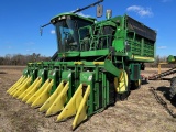 John Deere 9986 Cotton Picker