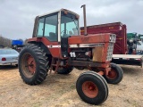International 886 Tractor 2WD