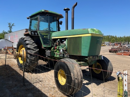 John Deere 4640 Tractor 2WD