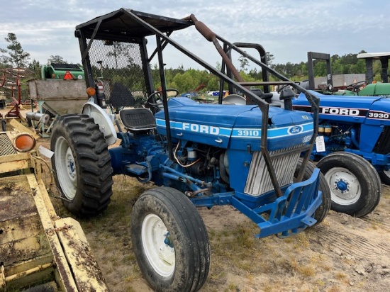 Ford 3910 Tractor