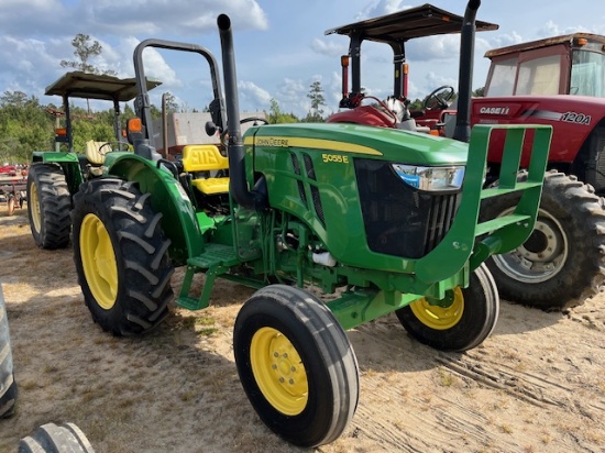 John Deere 5055E Tractor