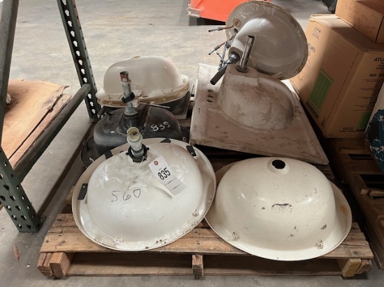 Pallet Of Sinks