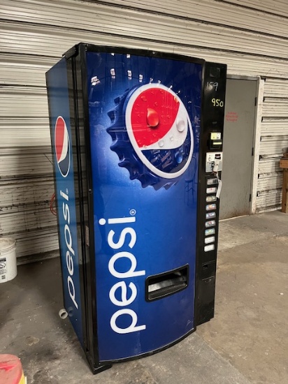 Drink Vending Machine w/ Keys