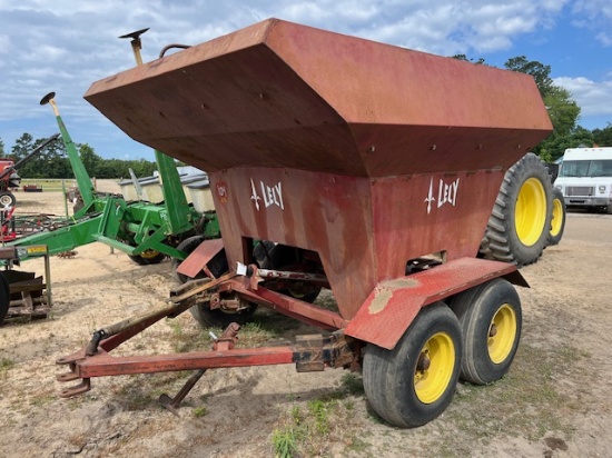 Lely Pull Type Spin Spreader